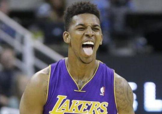 Reddit热议谁是近五年世界第一ADC：论Viper JKL Elk Guma Ruler