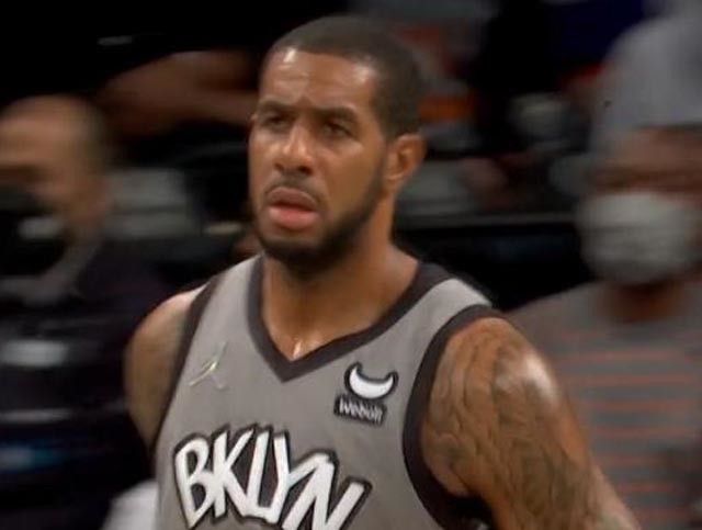 [NBA]杜兰特长传送助攻 谢泼德飞身双手扣篮