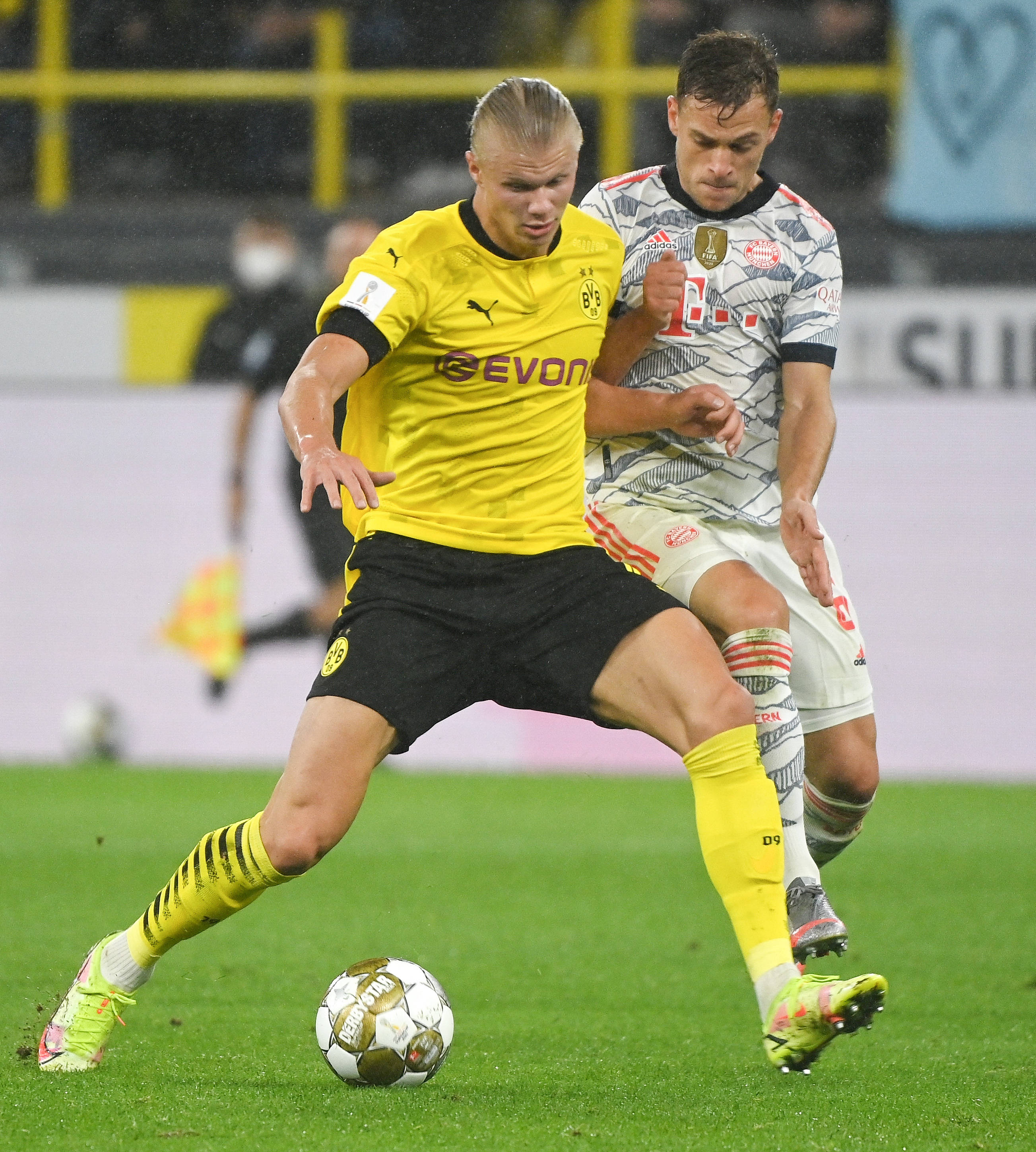 皇马冲14冠！姆巴佩飞行4500公里空降决赛