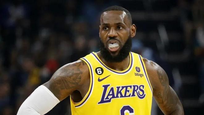 波尔津吉斯30+8杜兰特30分 凯尔特人客场30分大胜太阳