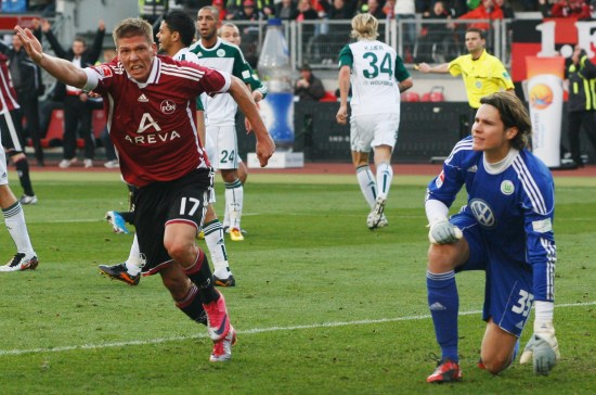 施洛特贝克批队友：大家各自为战，替补登场的球员还一直丢球